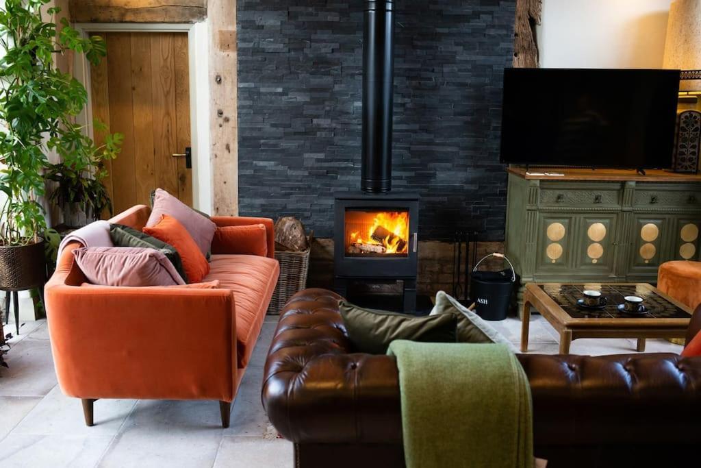 The Cart House - Beautiful Contemporary Barn - Hot Tub Apartamento Bridgnorth Exterior foto