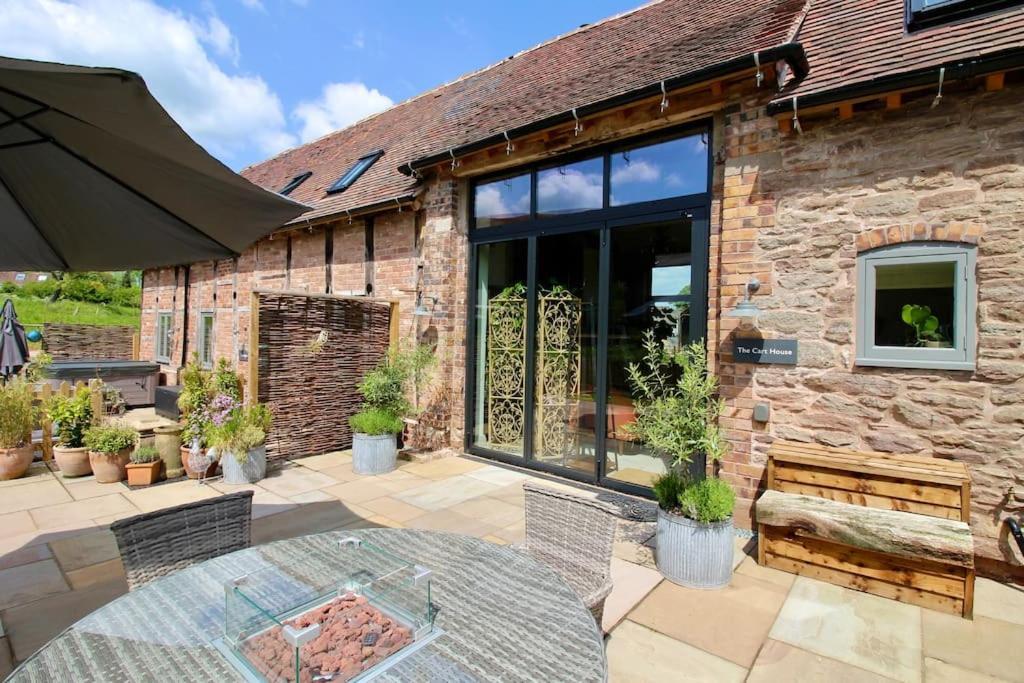 The Cart House - Beautiful Contemporary Barn - Hot Tub Apartamento Bridgnorth Exterior foto